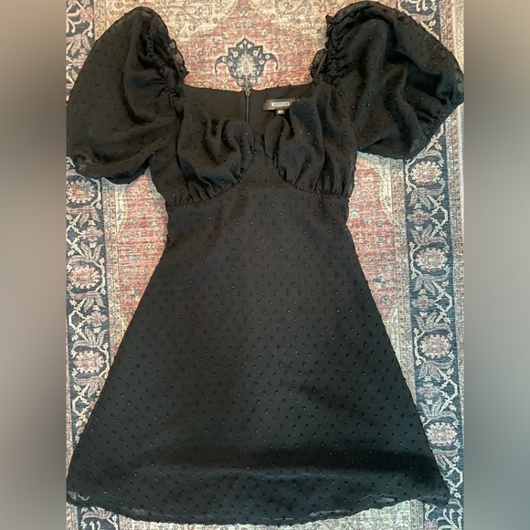 Missguided Puff Sleeve Mini Dress - Picture 2 of 2